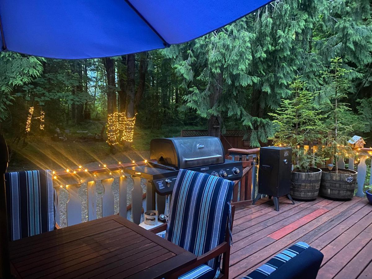 Cozy Bird House W Big Screen! Mount Hood Village Eksteriør billede